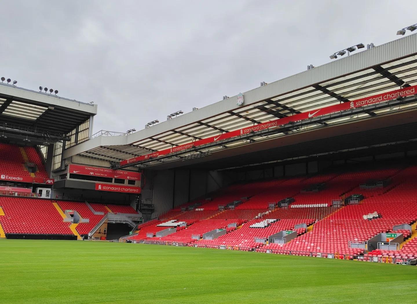 体操奥运冠军黄旭进校园讲述成长经历