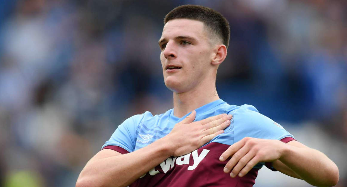 詹姆斯生涯常规赛1015胜升至NBA历史第二，仅次于贾巴尔