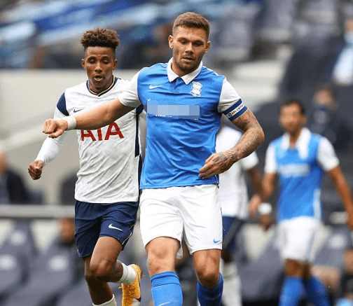 巴萨前高管：皇马就像校霸，只敢狂扁小朋友，碰到强的就缩了