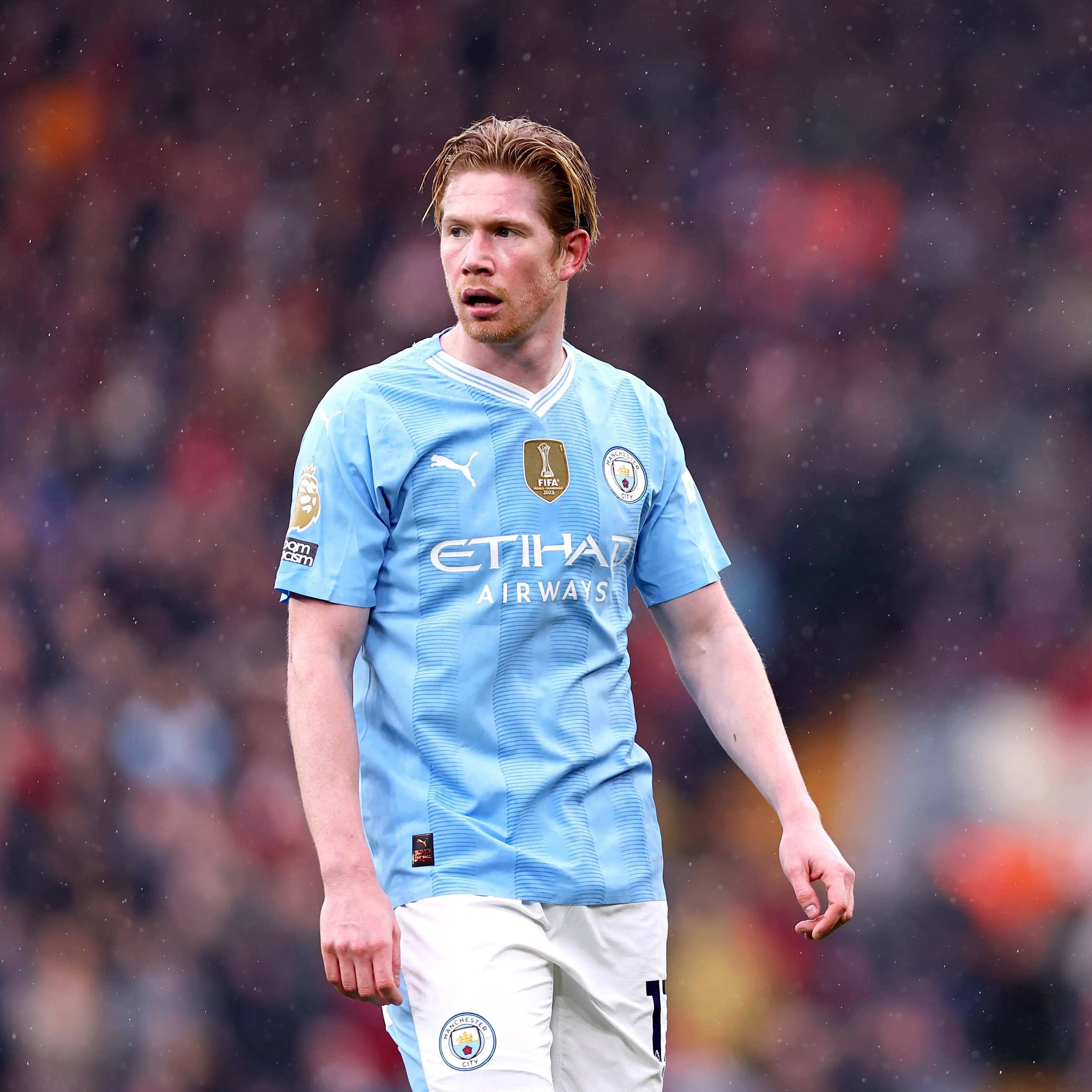 保加利亚传奇佩内夫被紧急送往肿瘤医院治疗，他曾患有睾丸癌