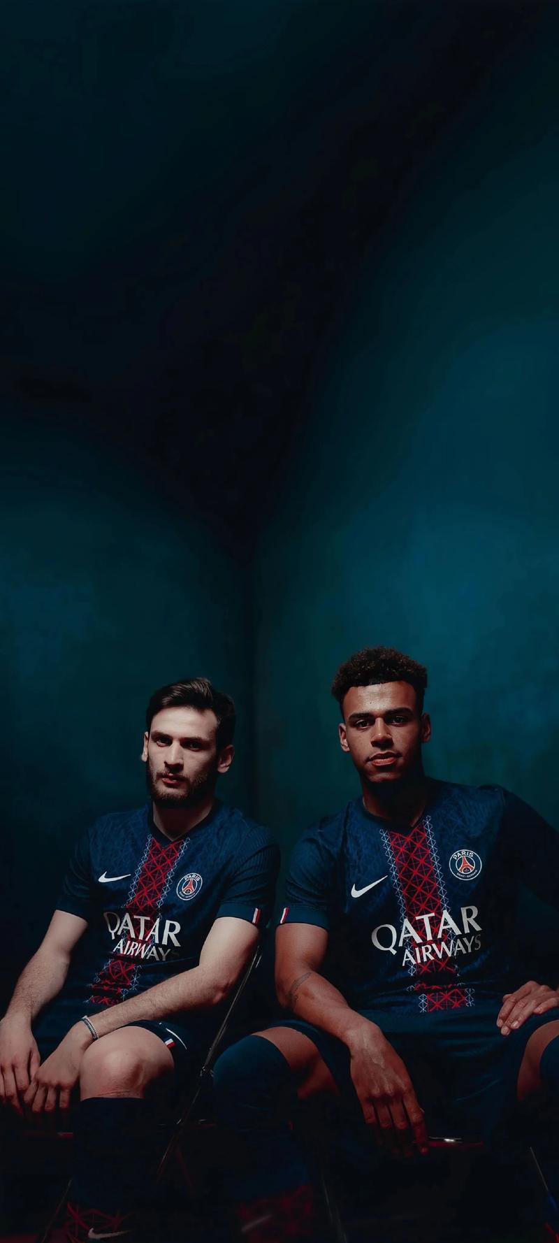 德甲战报：迪亚斯传射、杰克逊锁胜局，拜仁3-1圣保利