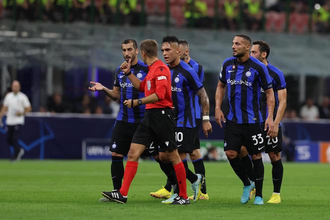 英超焦点战：利物浦主场迎战热刺,